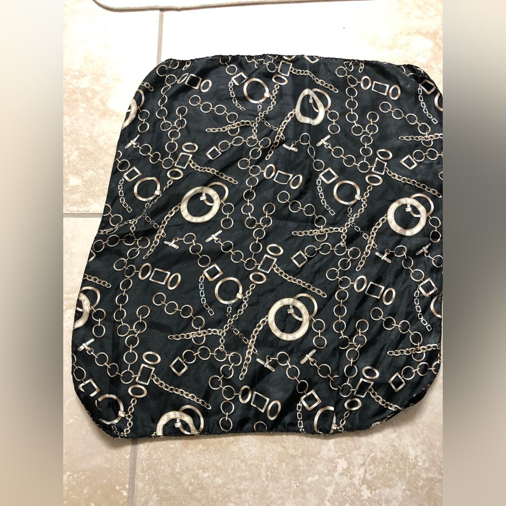 Black and Gold Chain neck Scarf